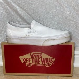 White slip on Vans! 🤍